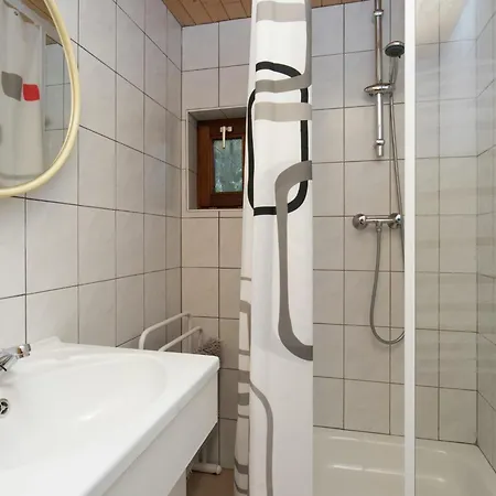 度假居 In With Garden Recht